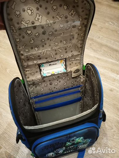 Рюкзак школьный ранец для мальчика бу 1 год