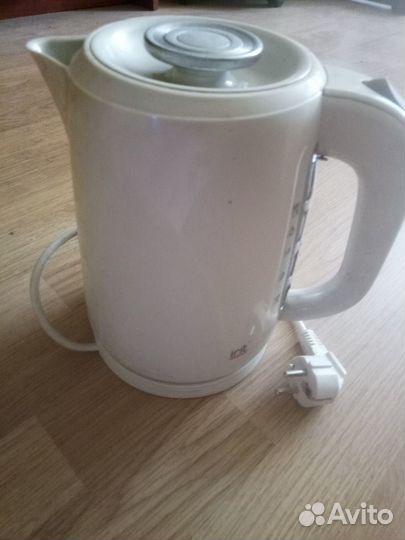 Чайник электрический бу