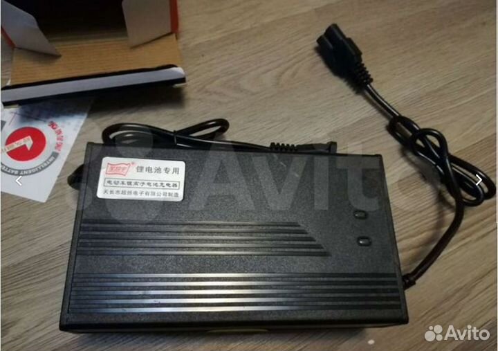 Мощный Блок питания/зарядка 36 В 10 ампер (43.8В)