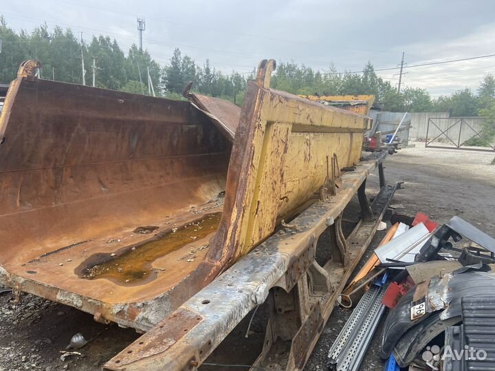 Платформа самосвальная камаз-65201 8х4 в сборе 20м