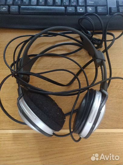 Наушники Sony