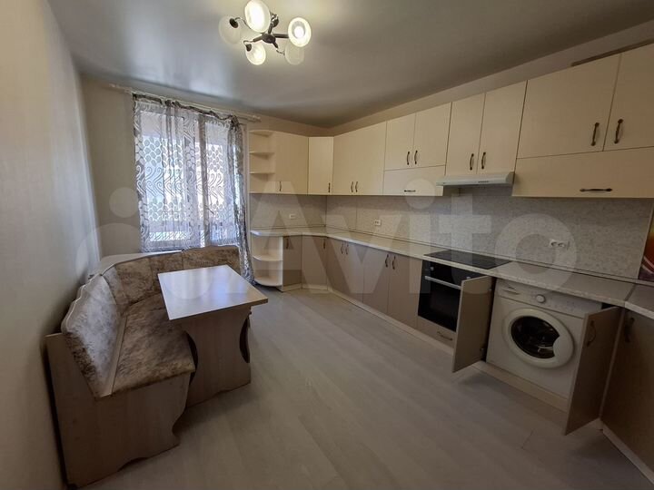 1-к. квартира, 43 м², 9/17 эт.