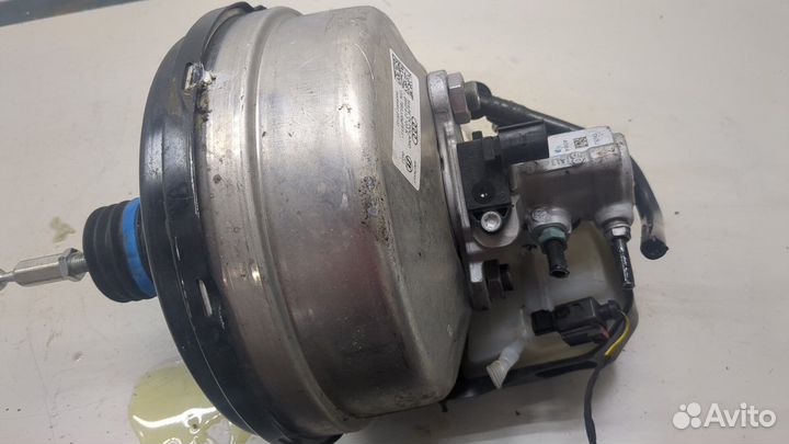 Цилиндр тормозной главный Audi A4 (B9) 2019, 2022