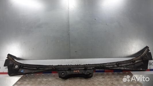 Накладка декоративная (жабо, дождевик) BMW 5 E60/E