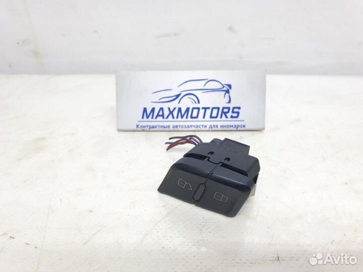Кнопка блокировки двери правая Audi A5 8T3 2.0