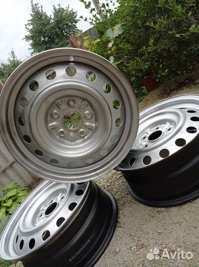 Продам диски R16