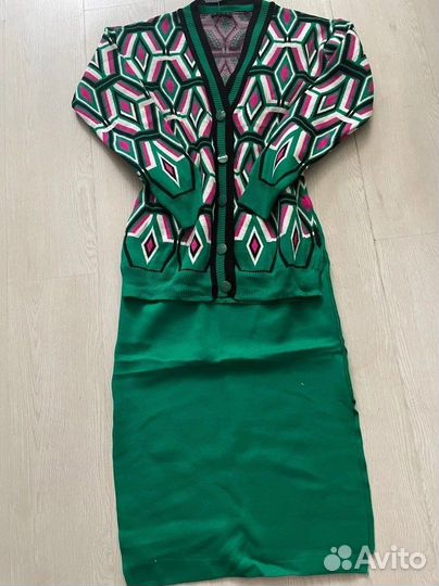 Костюм новый