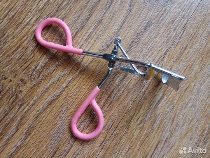 Щипцы для завивки ресниц