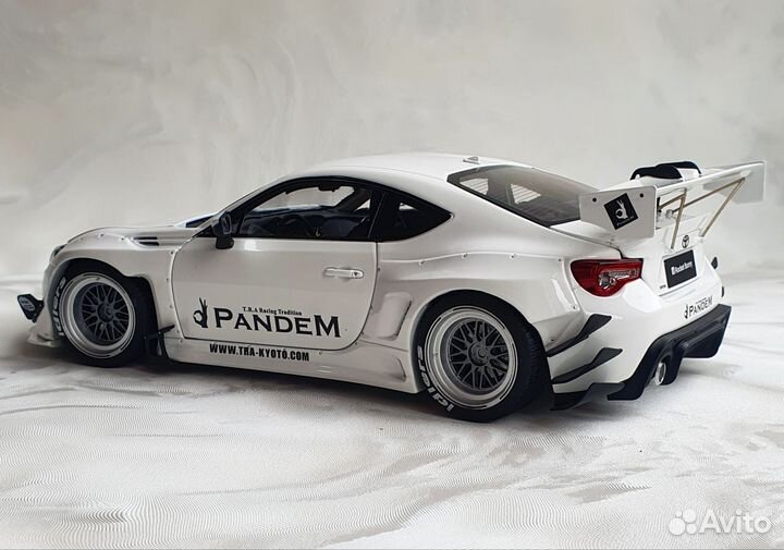 Toyota gt86 1/18