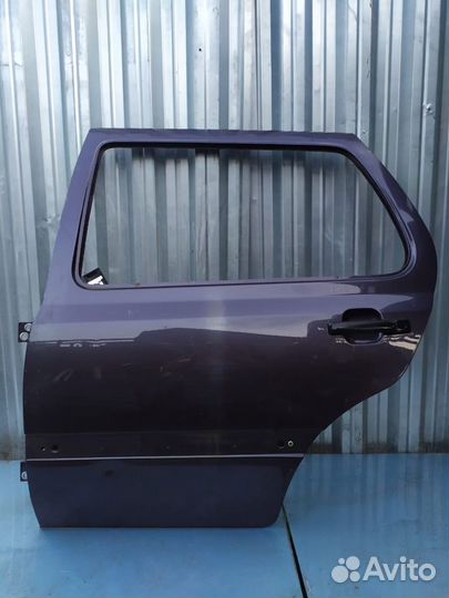Дверь зад. лев. Volkswagen Golf 3