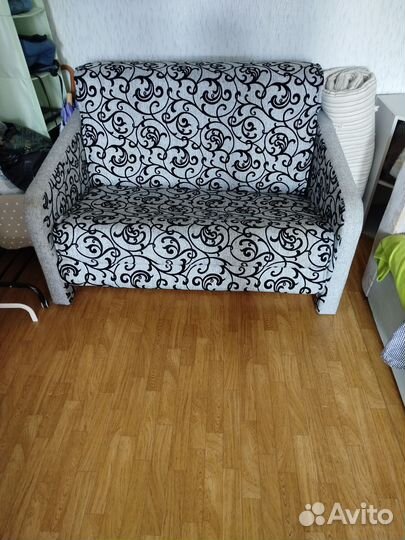 Мини диван раскладной бу