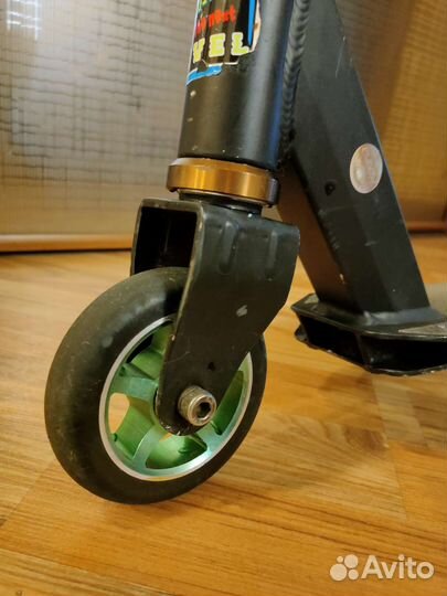 Трюковой самокат bad frog