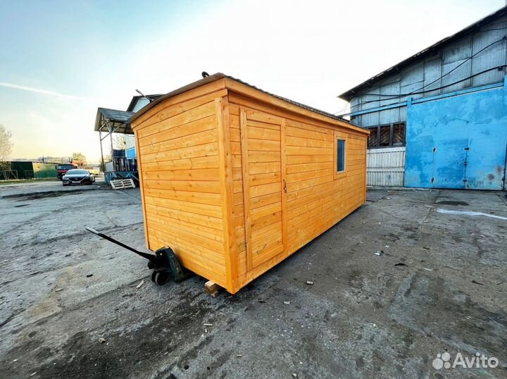 Хозблок деревянный дачный домик