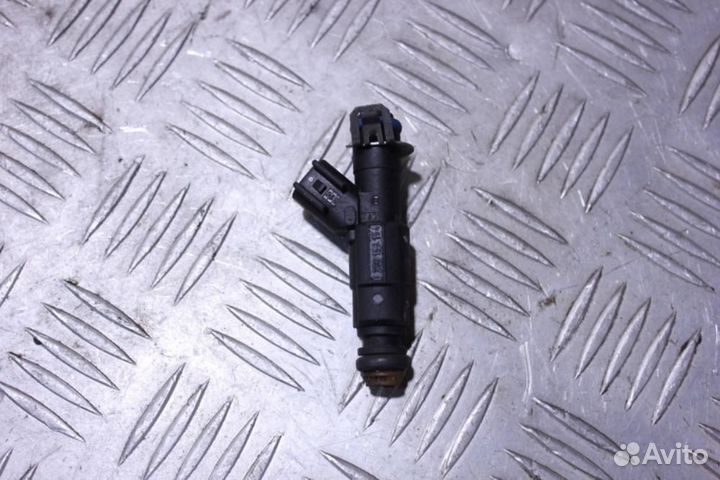 Форсунка двигателя Ford Focus 2005-2008