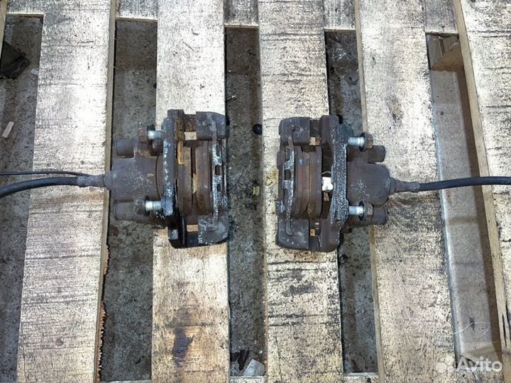 Суппорт тормозной задний Bmw 7 E38 M62B35 1999