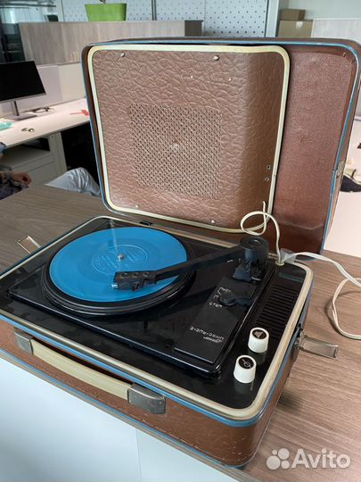 Проигрыватель винила