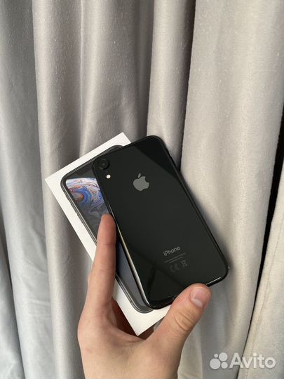 iPhone Xr, 64 ГБ
