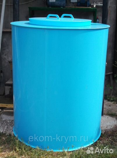 Резервуар для воды пластиковый