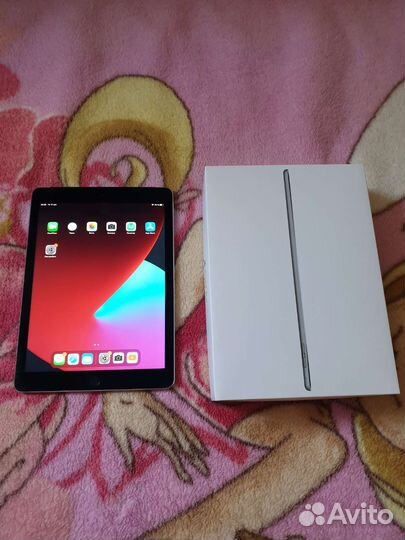 iPad Air 2 32GB Wi-Fi + LTE Cellular