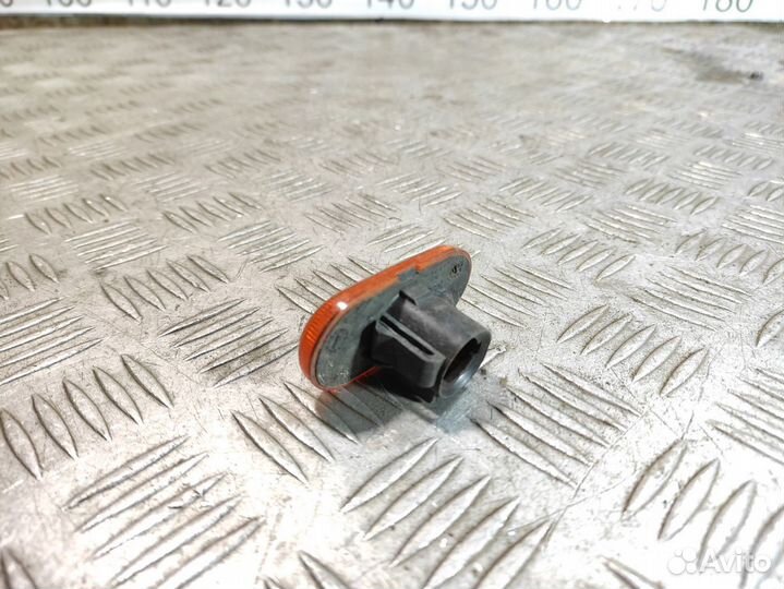 Повторитель в крыло левый Renault Clio 1991-1998