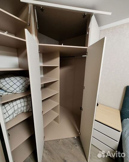 Шкаф четырехстворчатый (и другие)