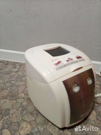 Хлебопечка новая