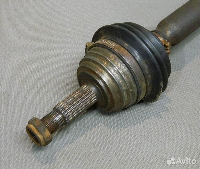 Привод правый VW Jetta 1