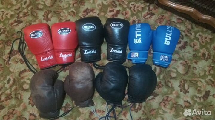 Боксерские перчатки