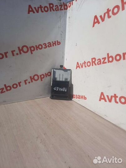 Пепельница Mitsubishi Lancer 7