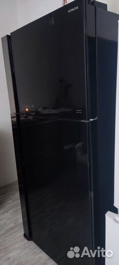 Холодильник Hitachi