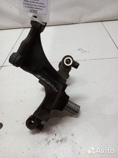 VW Jetta (NF) Vl кулак поворотный задний правый