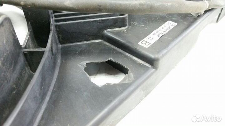 Диффузор радиатора Nissan Wingroad WFY11 QG15 2002