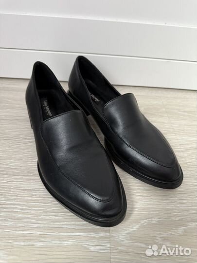 Лоферы женские