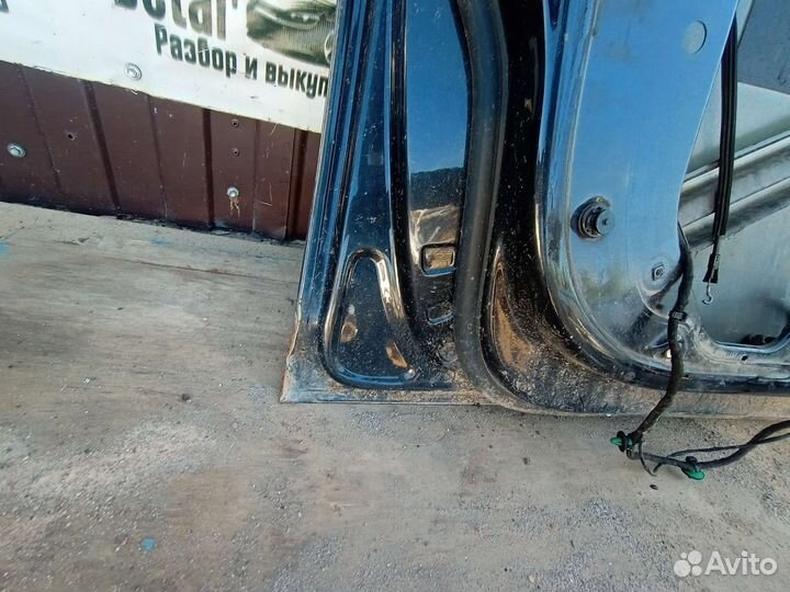 Дверь передняя левая Volkswagen touran