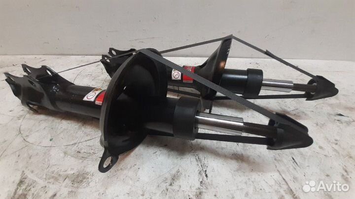 Амортизатор передний Volkswagen Passat B3