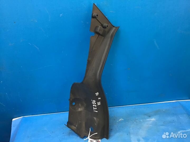 Обшивка задней стойки правая Chevrolet Aveo (T250)
