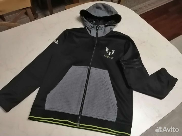 Футбольный костюм Мэсси р-р 140