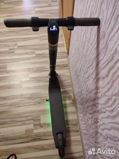 Электросамокат ninebot kickscooter es2