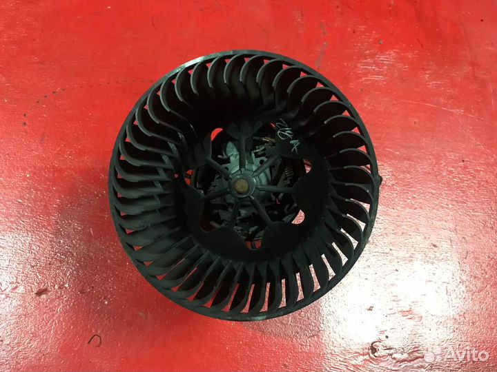 Моторчик вентилятор отопителя печки Bmw X5 E70