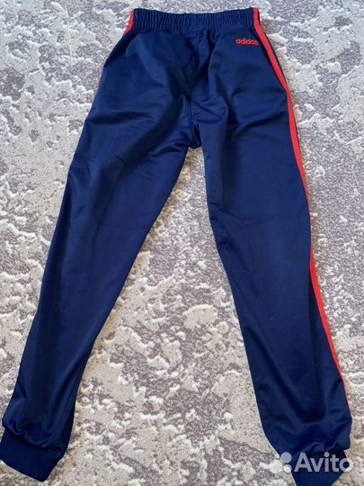 Спортивный костюм adidas