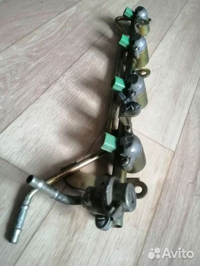 Топливная рейка Nissan