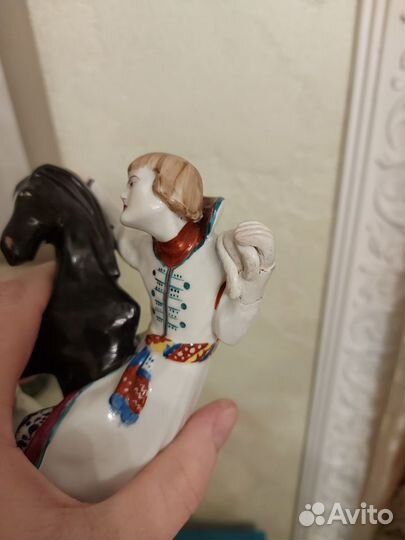 Фарфоровые статуэтки