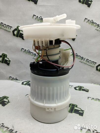 Топливный насос Ford Focus хэтчбек 5дв shda 2010