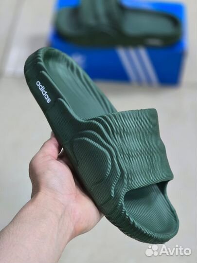 Сланцы тапочки Adidas Yeezy