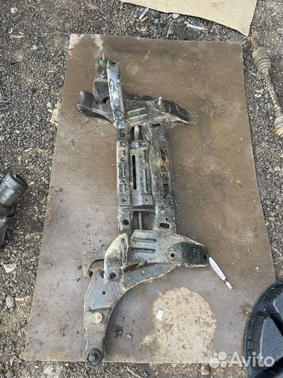Передняя балка,рычаги Chrysler PT Cruiser