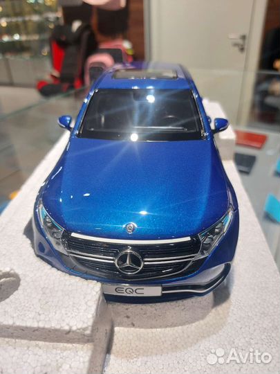 Mercedes benz EQC 1:18 norev автомодель