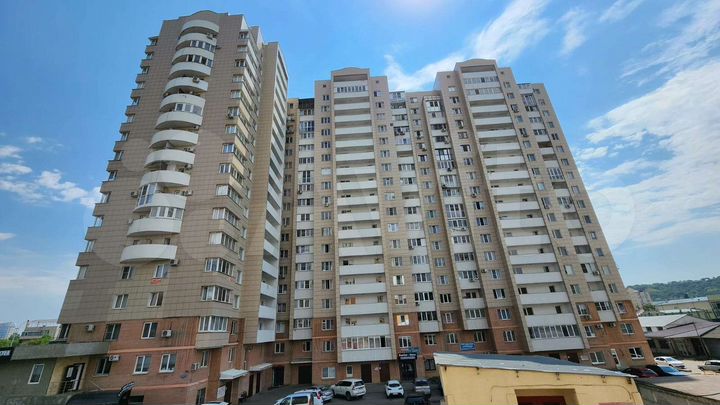2-к. квартира, 74 м², 14/16 эт.
