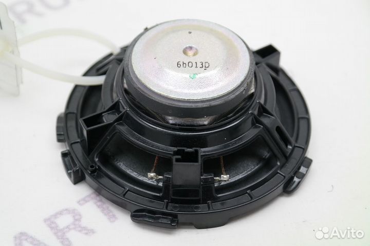 Динамик Mercedes C W205 2013