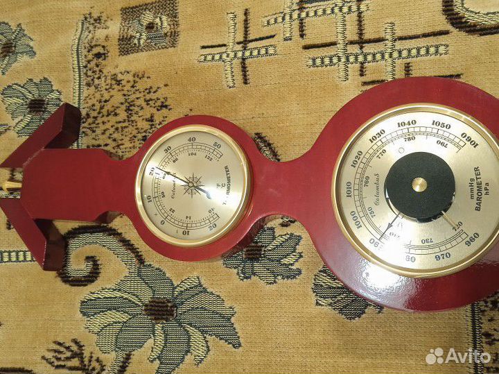 Барометр-метеостанция 
