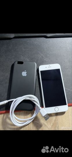 iPhone 6S, 64 ГБ